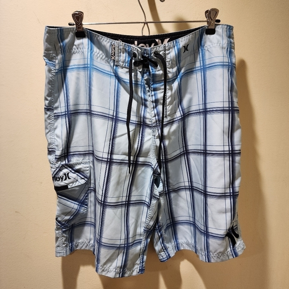 Hurley Men's Plaid Board Shorts Athletic Size 24